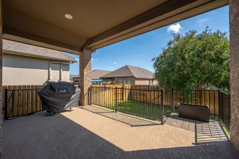 Exterior - 2404 Brook Crest Way, Leander, TX 78641 photo 2 of 9
