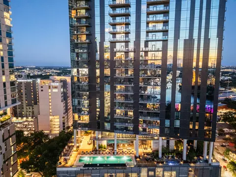 70 Rainey St #1908, Austin, TX 78701