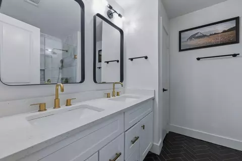 Bath - 175 Bobs Trl, Bastrop, TX 78602 photo 1 of 3