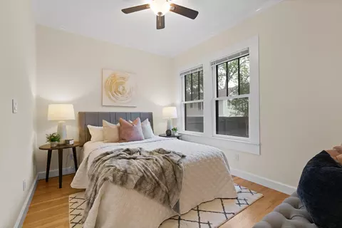Bedroom - 601 E 43rd St, Austin, TX 78751 photo 3 of 4