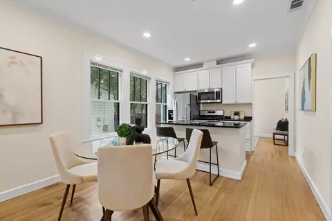 Dining - 601 E 43rd St, Austin, TX 78751 photo 4 of 5