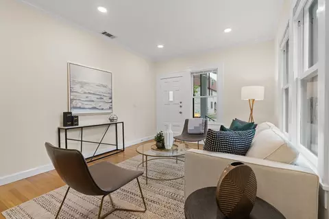 Living - 601 E 43rd St, Austin, TX 78751 photo 5 of 5