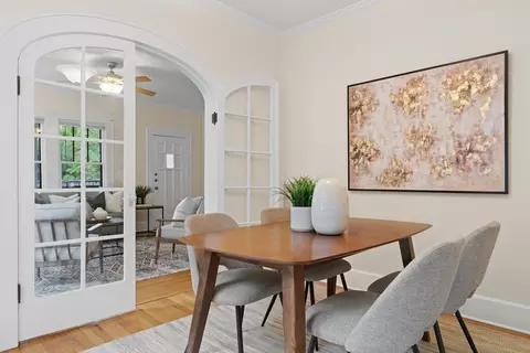 Dining - 601 E 43rd St, Austin, TX 78751 photo 2 of 5
