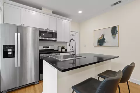 Kitchen - 601 E 43rd St, Austin, TX 78751 photo 6 of 6