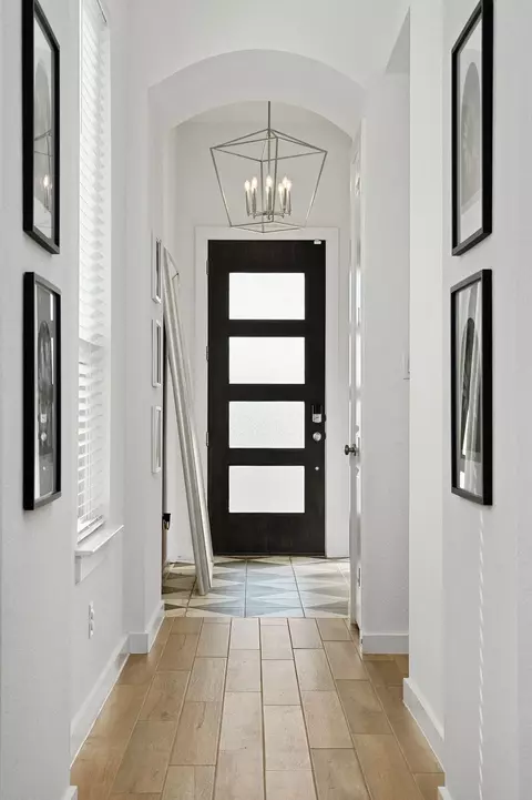 Entry Way - 1201 Highcrest, Georgetown, TX 78628 photo 1 of 1
