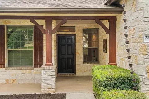 22324 Rock Wren Rd, Spicewood, TX 78669