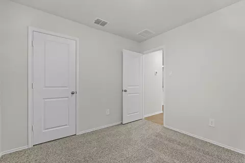 Bedroom - 307 Wild Goose Dr, Luling, TX 78648 photo 9 of 9