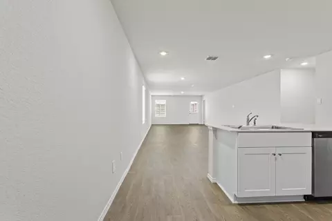 Other - 307 Wild Goose Dr, Luling, TX 78648 photo 1 of 4