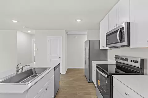 Kitchen - 307 Wild Goose Dr, Luling, TX 78648 photo 1 of 4