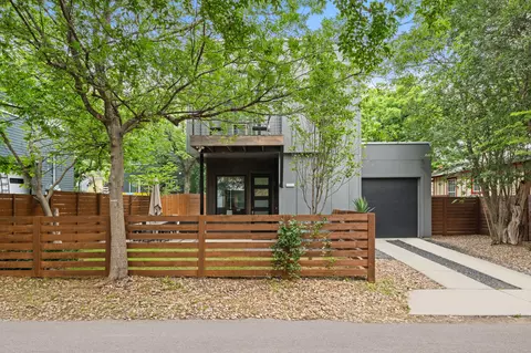 1905 E 16th St #2, Austin, TX 78702