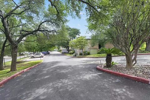 4500 E Oltorf St #A105, Austin, TX 78741