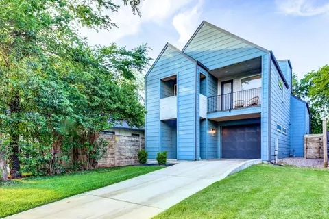 916 E 50th St #1, Austin, TX 78751