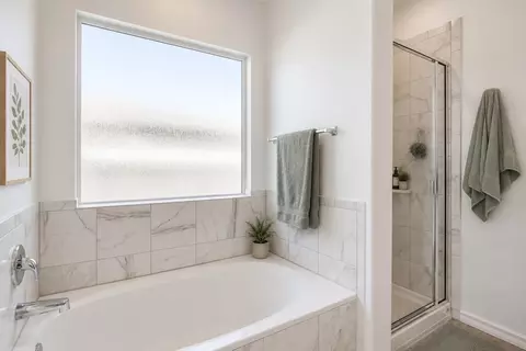 Bath - 207 Otter Rd, Kyle, TX 78640 photo 1 of 1