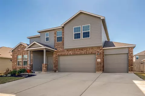 207 Otter Rd, Kyle, TX 78640