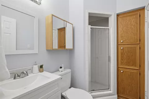 Bath - 502 Cedar Ln, Pflugerville, TX 78660 photo 1 of 5