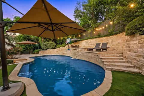 2005 Mistywood Dr, Austin, TX 78746