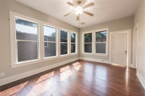 Other - 802 E Crockett St, Luling, TX 78648 photo 5 of 10