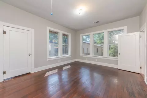 Bedroom - 802 E Crockett St, Luling, TX 78648 photo 3 of 3