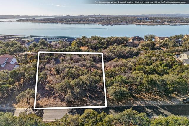 17507 Navigation Ln, Lago Vista, TX 78645