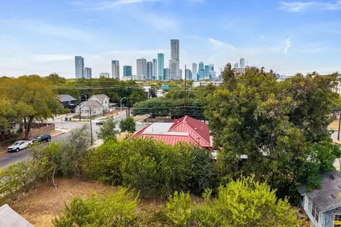 View/Area - 1906 E 2nd St, Austin, TX 78702 photo 3 of 24