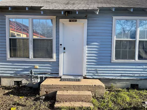 Exterior - 1906 E 2nd St, Austin, TX 78702 photo 10 of 10