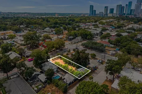 View/Area - 1906 E 2nd St, Austin, TX 78702 photo 11 of 24