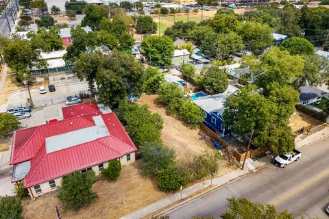View/Area - 1906 E 2nd St, Austin, TX 78702 photo 19 of 24