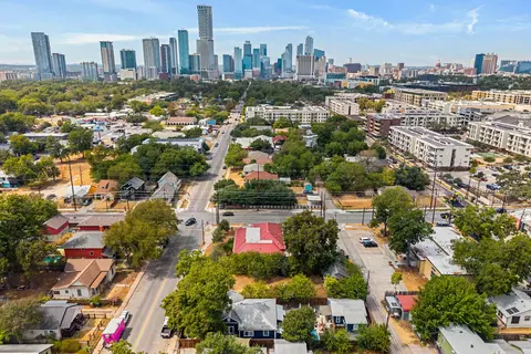 View/Area - 1906 E 2nd St, Austin, TX 78702 photo 10 of 24