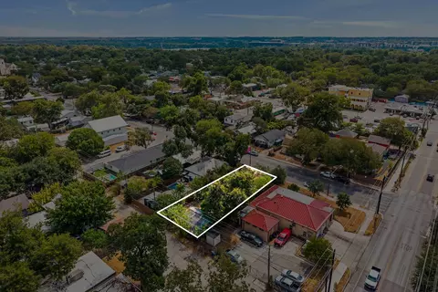 View/Area - 1906 E 2nd St, Austin, TX 78702 photo 13 of 24