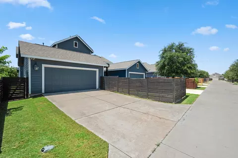 Exterior - 8912 Cattle Baron Path, Austin, TX 78747 photo 7 of 9