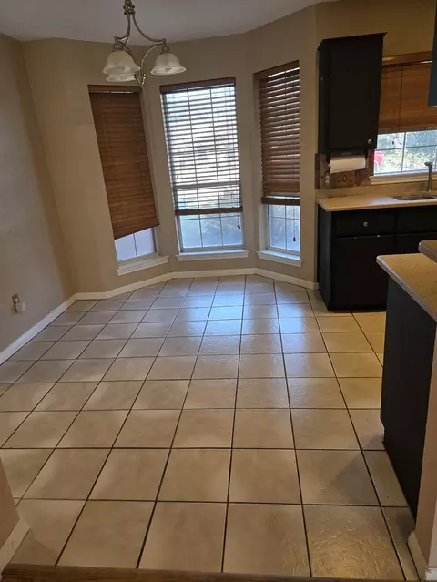 Dining - 2607 Cherrylawn Dr, Taylor, TX 76574 photo 1 of 1