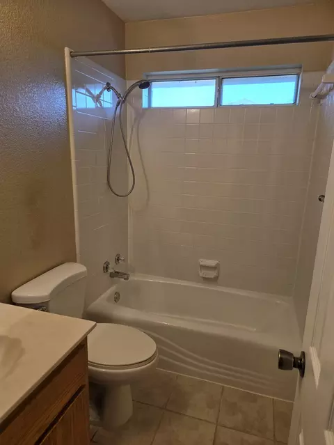 Bath - 2607 Cherrylawn Dr, Taylor, TX 76574 photo 2 of 2