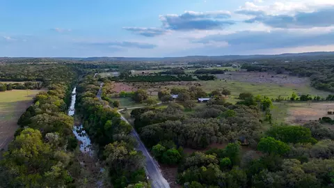 1294 Crabapple Rd, Blanco, TX 78606