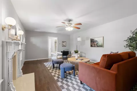 Living - 807 E 49th St, Austin, TX 78751 photo 2 of 6