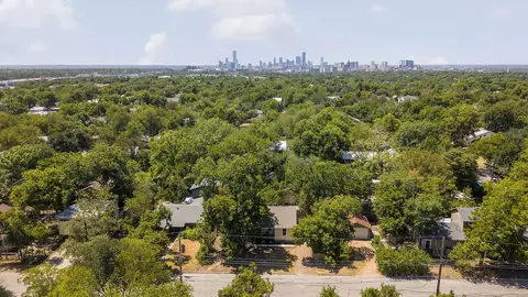 View/Area - 807 E 49th St, Austin, TX 78751 photo 1 of 2