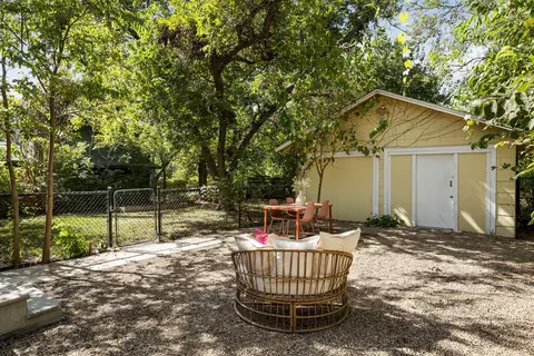 Exterior - 807 E 49th St, Austin, TX 78751 photo 3 of 9
