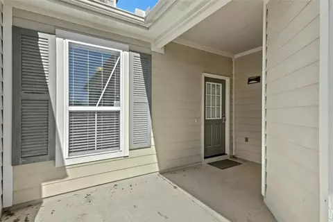 Exterior - 215 Bonham Loop, Georgetown, TX 78633 photo 2 of 3