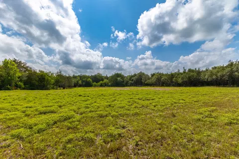 1910 Baca Loop, Flatonia, TX 78941 photo 14