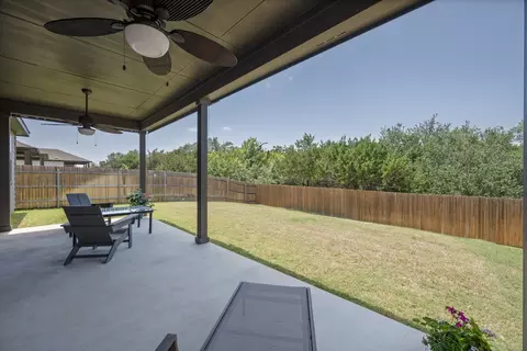 621 Limestone Rd, Liberty Hill, TX 78642