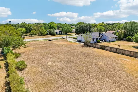 108 Sequoyah St, Buda, TX 78610 photo 9
