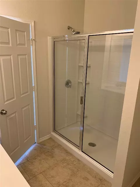 Bath - 113 Sierra Mar Loop, Leander, TX 78641 photo 2 of 4
