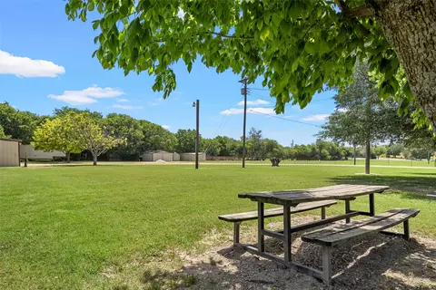 View/Area - 204 Christopher Dr, Eddy, TX 76524 photo 3 of 5