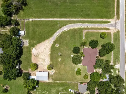 View/Area - 204 Christopher Dr, Eddy, TX 76524 photo 2 of 5