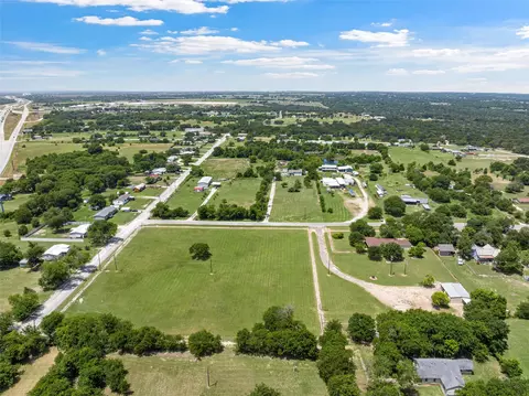 View/Area - 204 Christopher Dr, Eddy, TX 76524 photo 4 of 5