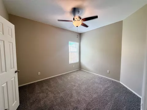 Bedroom - 102 Williamson Cv, Elgin, TX 78621 photo 3 of 8