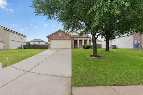 102 Williamson Cv, Elgin, TX 78621