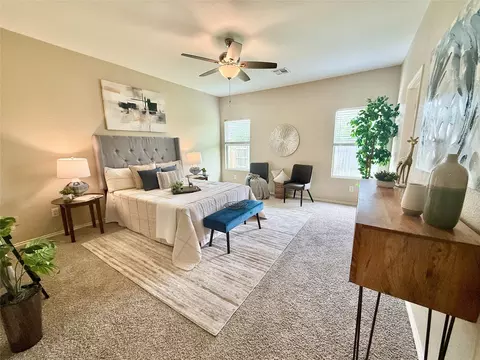 Bedroom - 102 Williamson Cv, Elgin, TX 78621 photo 4 of 8