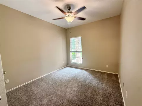 Bedroom - 102 Williamson Cv, Elgin, TX 78621 photo 1 of 8