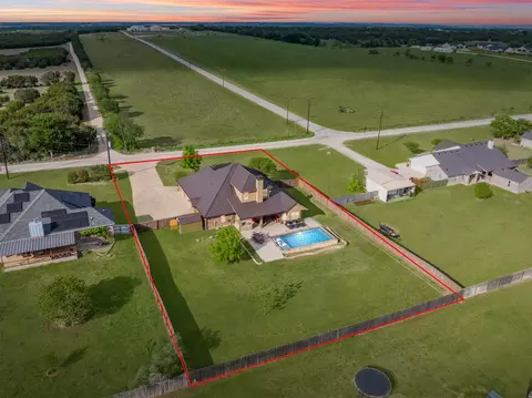 4467 W Amity Rd, Salado, TX 76571