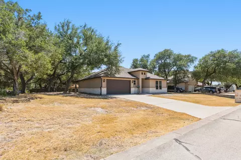 18817 Kelly Dr, Lago Vista, TX 78645